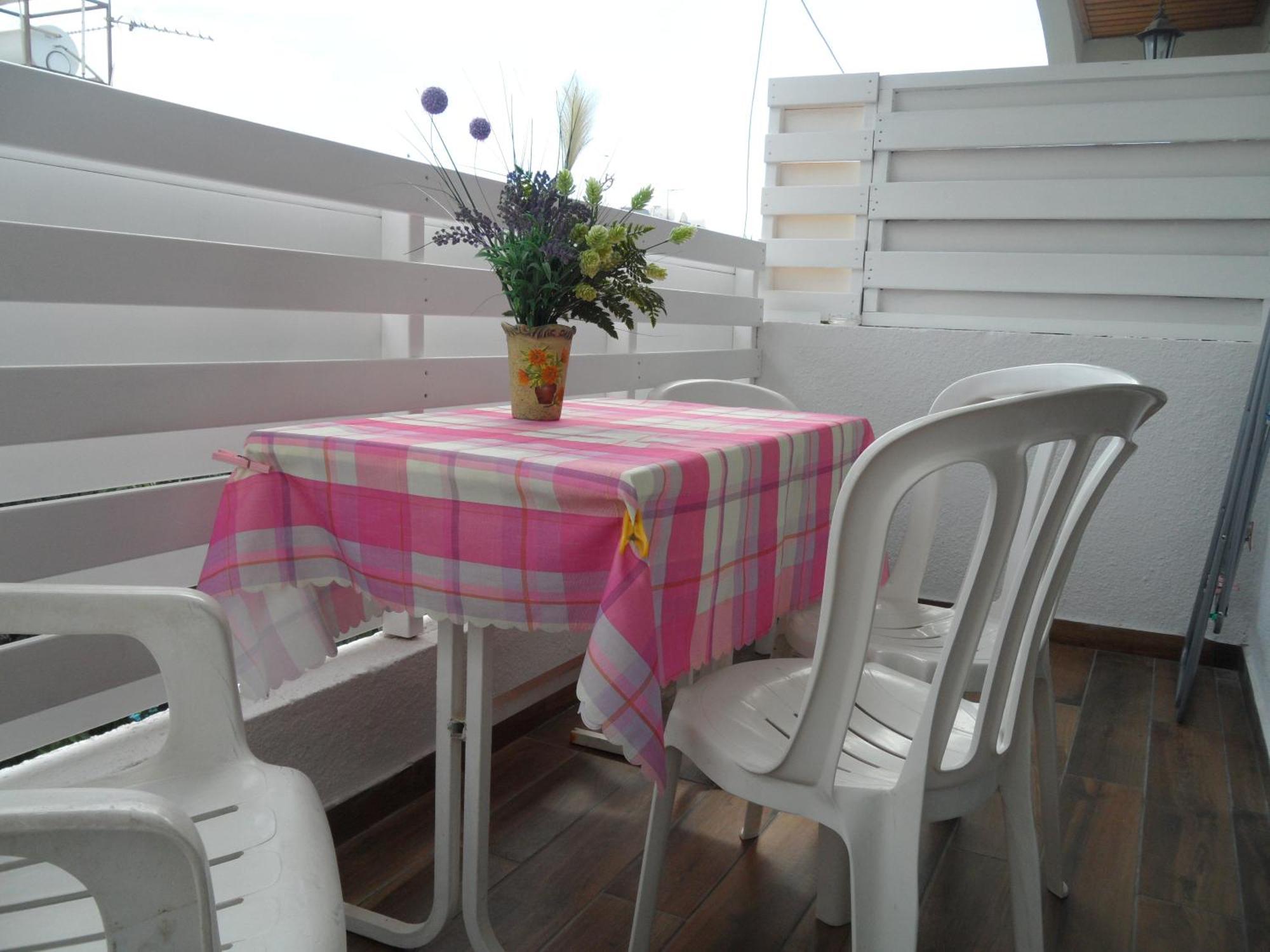 Sunshine Apts, Two Bedroom , Free Internet, No 3 Ayia Napa Luaran gambar