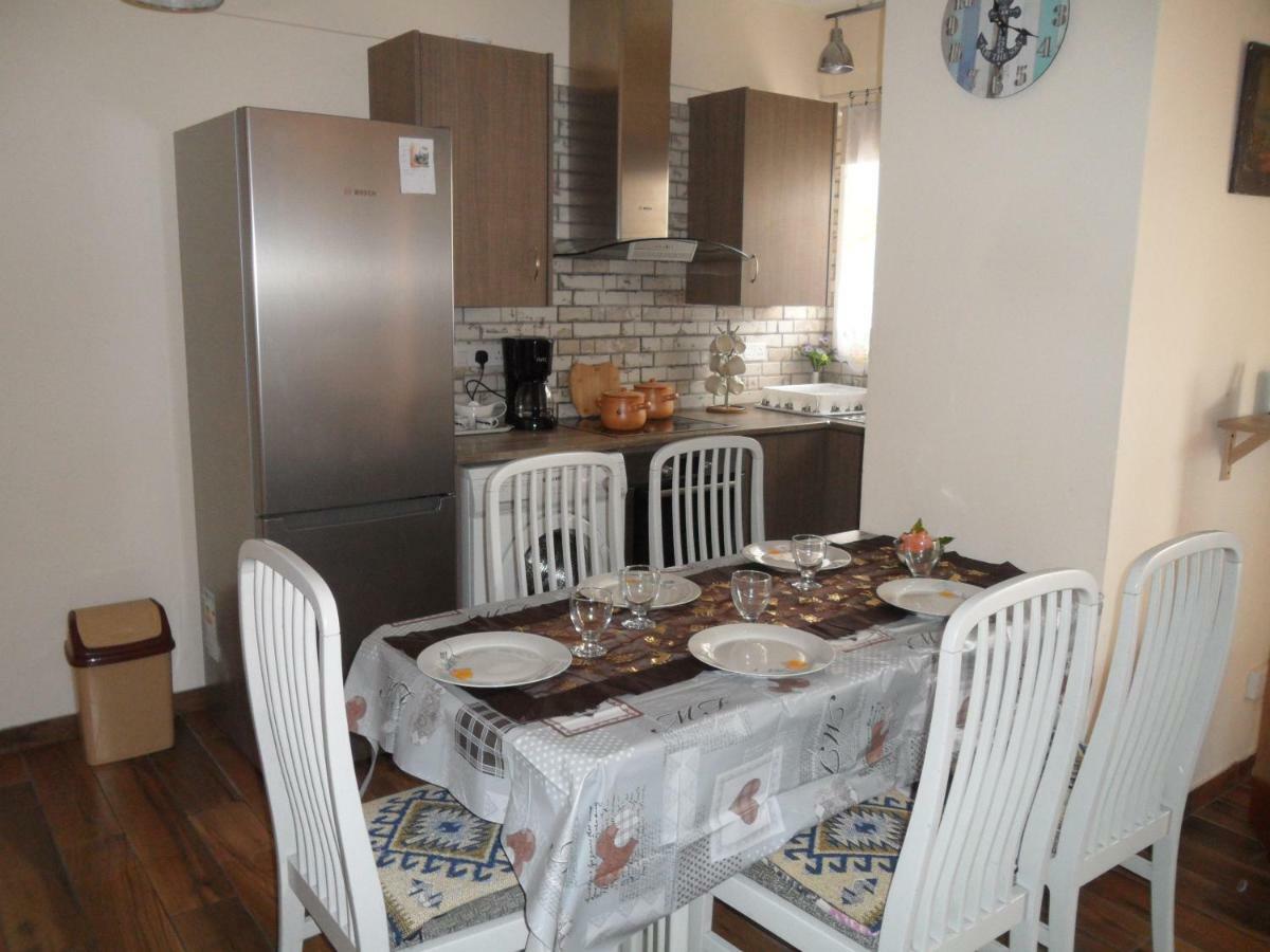 Sunshine Apts, Two Bedroom , Free Internet, No 3 Ayia Napa Luaran gambar