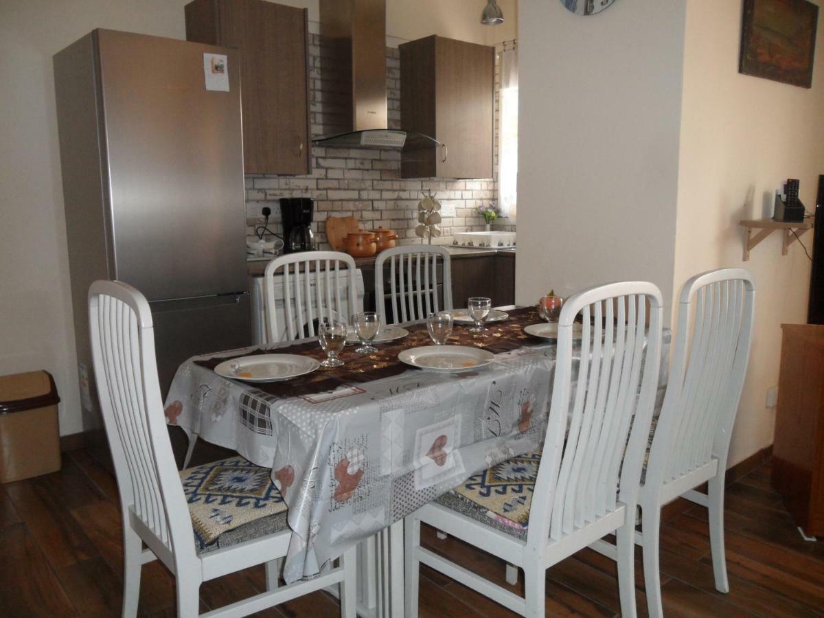 Sunshine Apts, Two Bedroom , Free Internet, No 3 Ayia Napa Luaran gambar